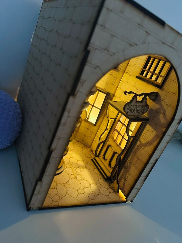 Book Nook - Image 3