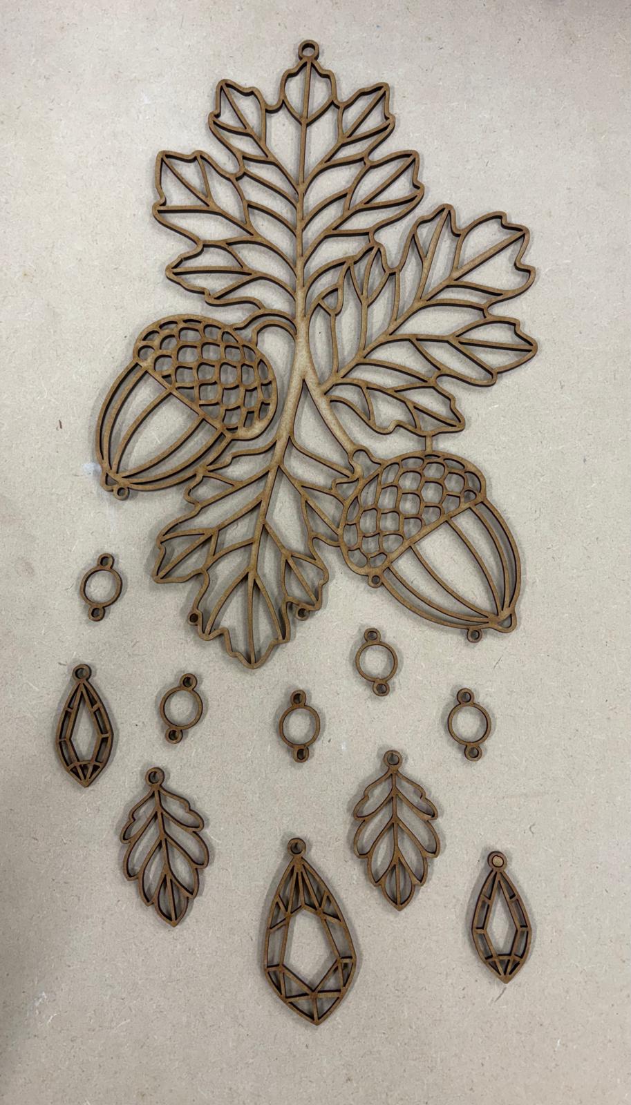 Acorn and Leaf sun catcher